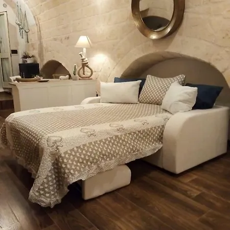 Casa Rebecca 14 * Монополи